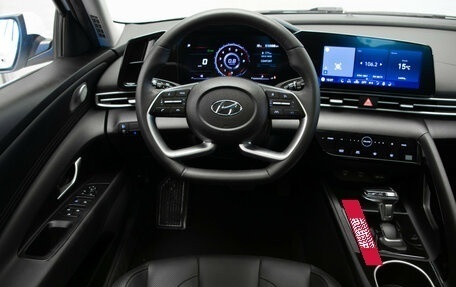 Hyundai Elantra, 2022 год, 2 190 000 рублей, 9 фотография