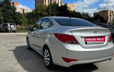 Hyundai Solaris II рестайлинг, 2015 год, 820 000 рублей, 5 фотография