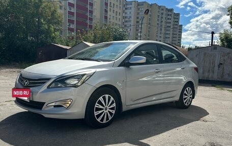 Hyundai Solaris II рестайлинг, 2015 год, 820 000 рублей, 7 фотография