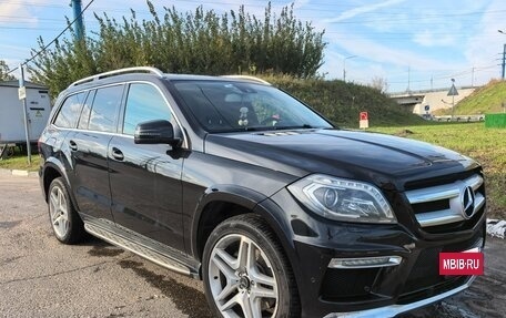 Mercedes-Benz GL-Класс, 2013 год, 2 570 000 рублей, 2 фотография