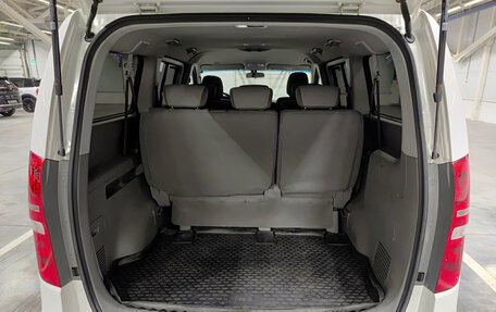 Hyundai H-1 II рестайлинг, 2015 год, 1 699 000 рублей, 14 фотография
