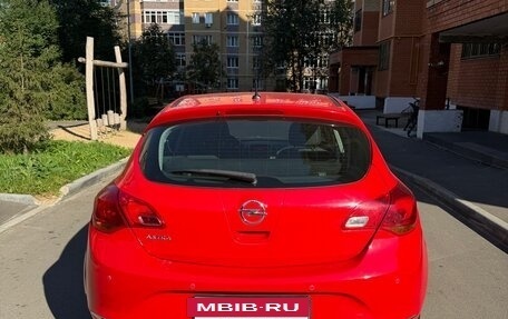 Opel Astra J, 2013 год, 795 000 рублей, 3 фотография