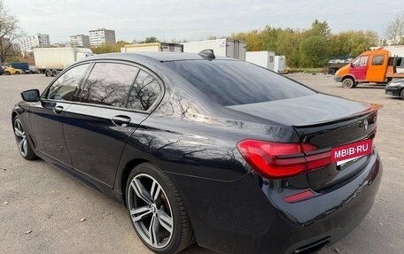 BMW 7 серия, 2018 год, 4 600 000 рублей, 3 фотография