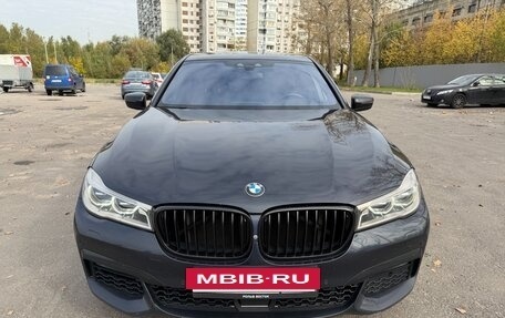 BMW 7 серия, 2018 год, 4 600 000 рублей, 8 фотография