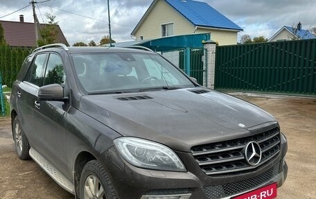 Mercedes-Benz M-Класс, 2014 год, 2 490 000 рублей, 3 фотография