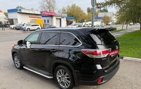 Toyota Highlander III, 2014 год, 3 200 000 рублей, 4 фотография
