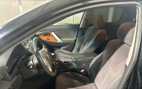 Toyota Camry, 2011 год, 1 150 000 рублей, 21 фотография