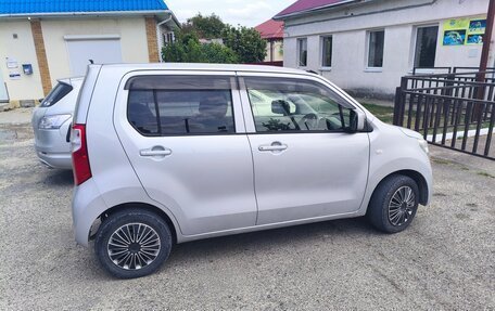 Suzuki Wagon R V, 2015 год, 600 000 рублей, 3 фотография