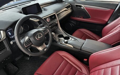Lexus RX IV рестайлинг, 2017 год, 3 100 000 рублей, 7 фотография