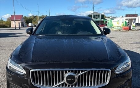 Volvo S90 II рестайлинг, 2021 год, 3 500 000 рублей, 1 фотография