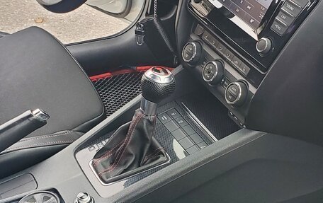 Skoda Octavia RS, 2014 год, 1 970 000 рублей, 8 фотография