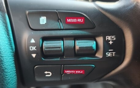 KIA Carnival III, 2019 год, 2 550 000 рублей, 15 фотография