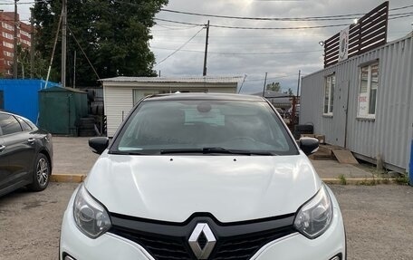 Renault Kaptur I рестайлинг, 2019 год, 920 000 рублей, 2 фотография