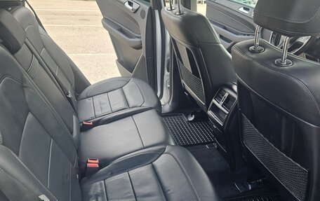 Mercedes-Benz GLE, 2017 год, 4 500 000 рублей, 30 фотография