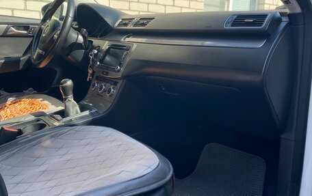 Volkswagen Passat B7, 2013 год, 1 050 000 рублей, 20 фотография