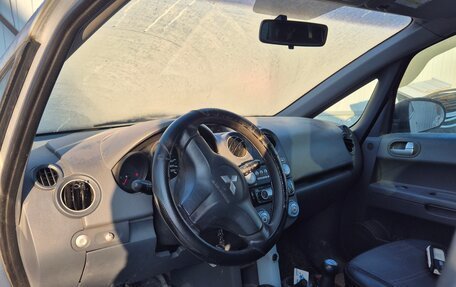 Mitsubishi Colt VI рестайлинг, 2004 год, 365 000 рублей, 4 фотография