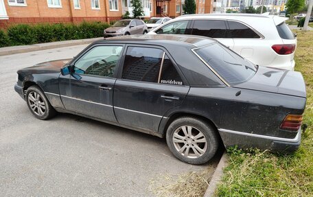 Mercedes-Benz W124, 1991 год, 150 000 рублей, 2 фотография
