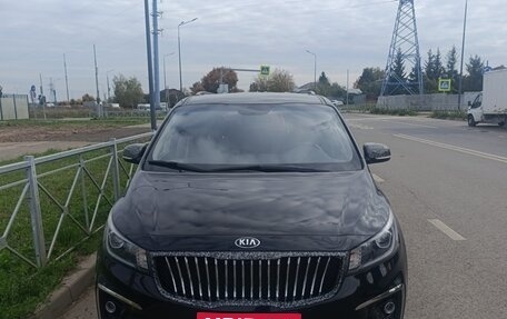 KIA Carnival III, 2020 год, 2 350 000 рублей, 1 фотография