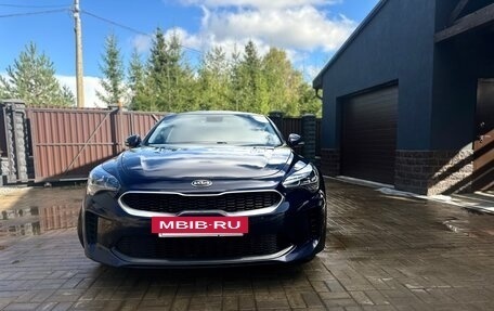KIA Stinger I, 2019 год, 2 615 000 рублей, 2 фотография