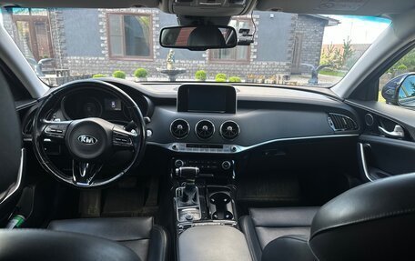 KIA Stinger I, 2019 год, 2 615 000 рублей, 17 фотография