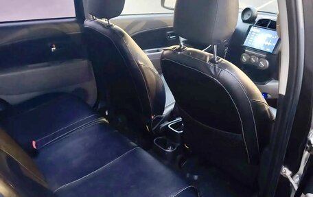 Daihatsu Sirion, 2006 год, 450 000 рублей, 7 фотография