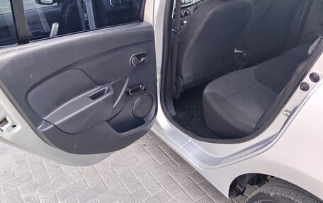 Renault Sandero II рестайлинг, 2014 год, 799 999 рублей, 6 фотография