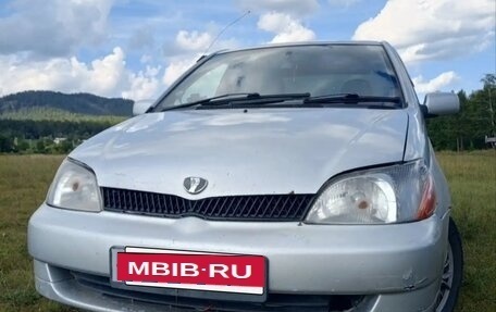 Toyota Platz, 2001 год, 290 000 рублей, 3 фотография