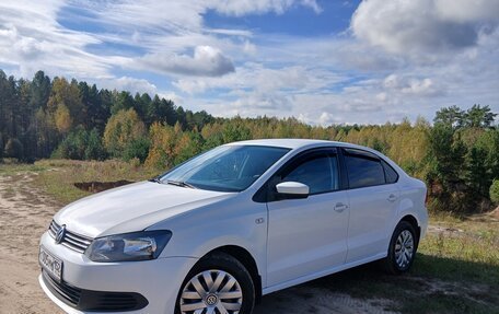 Volkswagen Polo VI (EU Market), 2010 год, 550 000 рублей, 2 фотография