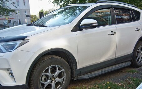 Toyota RAV4, 2016 год, 2 000 000 рублей, 7 фотография