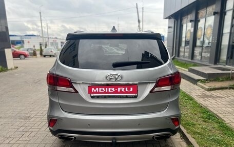 Hyundai Santa Fe III рестайлинг, 2016 год, 2 300 000 рублей, 4 фотография