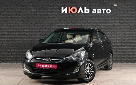 Hyundai Solaris II рестайлинг, 2011 год, 675 000 рублей, 1 фотография