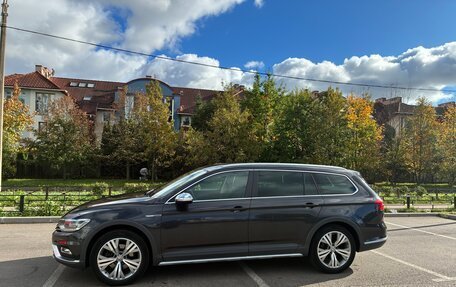 Volkswagen Passat B8 рестайлинг, 2018 год, 3 300 000 рублей, 4 фотография