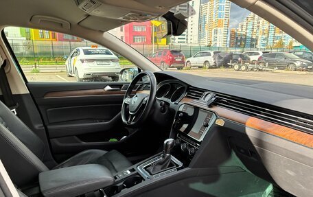 Volkswagen Passat B8 рестайлинг, 2018 год, 3 300 000 рублей, 9 фотография