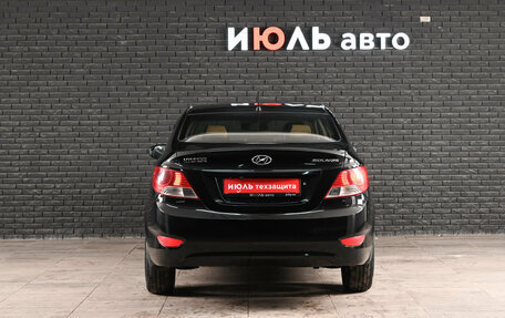 Hyundai Solaris II рестайлинг, 2011 год, 675 000 рублей, 5 фотография