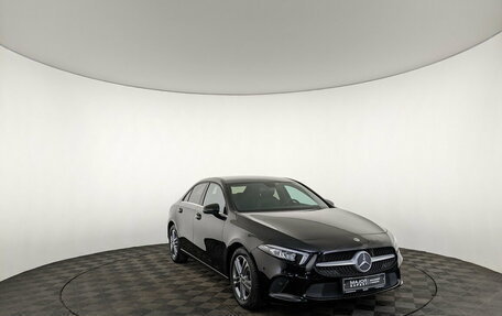 Mercedes-Benz A-Класс, 2018 год, 2 230 000 рублей, 3 фотография