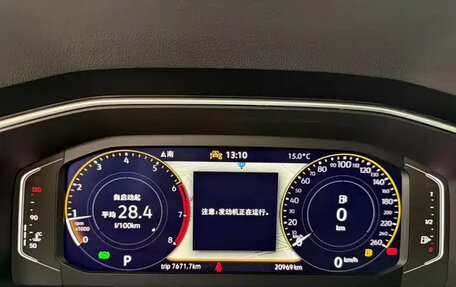 Volkswagen Tiguan II, 2023 год, 2 445 000 рублей, 4 фотография