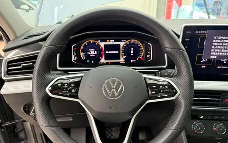 Volkswagen Tiguan II, 2023 год, 2 445 000 рублей, 19 фотография