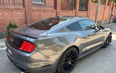 Ford Mustang VI рестайлинг, 2021 год, 5 200 000 рублей, 4 фотография