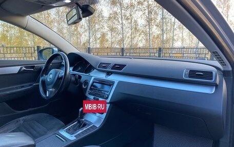 Volkswagen Passat B7, 2011 год, 1 030 000 рублей, 5 фотография