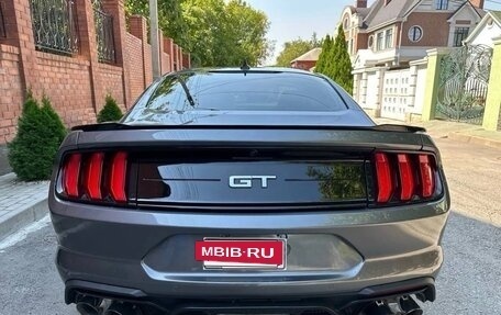 Ford Mustang VI рестайлинг, 2021 год, 5 200 000 рублей, 5 фотография