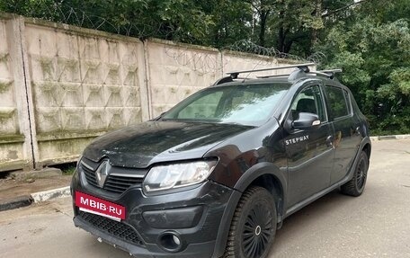 Renault Sandero II рестайлинг, 2015 год, 499 000 рублей, 2 фотография