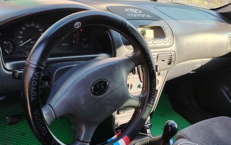 Toyota Corolla, 2000 год, 300 000 рублей, 5 фотография