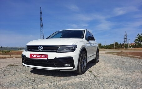 Volkswagen Tiguan II, 2018 год, 3 250 000 рублей, 3 фотография