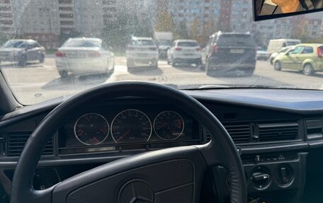 Mercedes-Benz 190 (W201), 1985 год, 150 000 рублей, 5 фотография