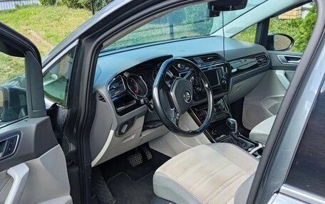 Volkswagen Touran III, 2016 год, 1 530 000 рублей, 8 фотография