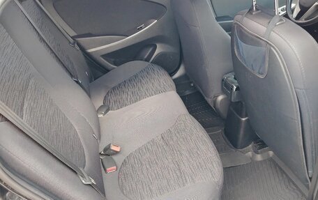 Hyundai Solaris II рестайлинг, 2015 год, 790 000 рублей, 13 фотография