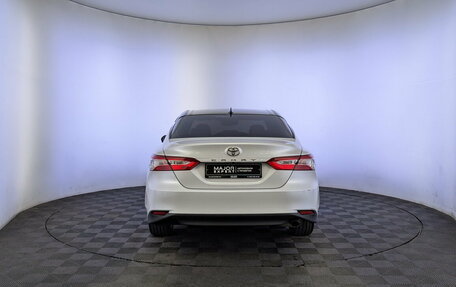 Toyota Camry, 2020 год, 2 915 000 рублей, 6 фотография