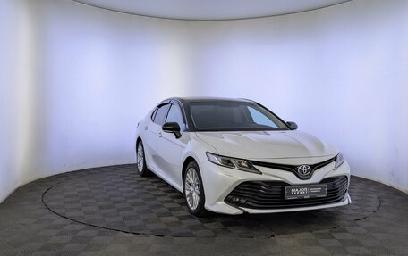 Toyota Camry, 2020 год, 2 915 000 рублей, 3 фотография