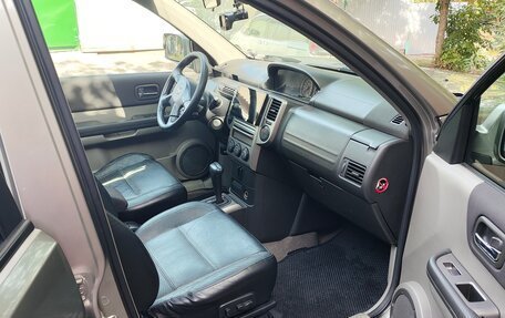 Nissan X-Trail, 2005 год, 850 000 рублей, 12 фотография