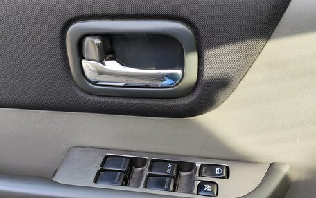 Nissan X-Trail, 2005 год, 850 000 рублей, 17 фотография